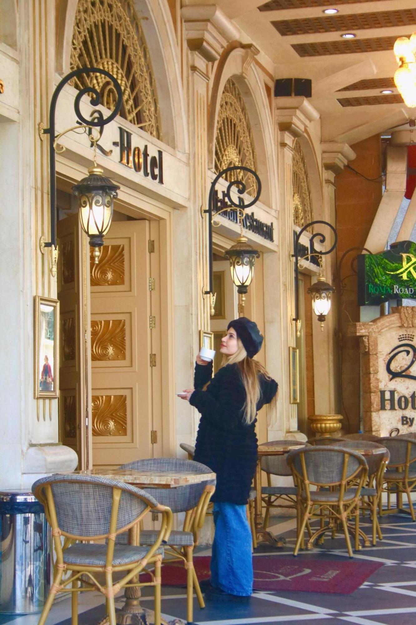 Q Hotel Beirut Exteriör bild